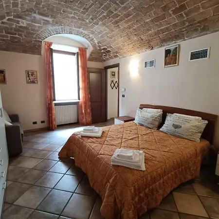 アパート Via Angelo Brofferio - Centro Storico アスティ