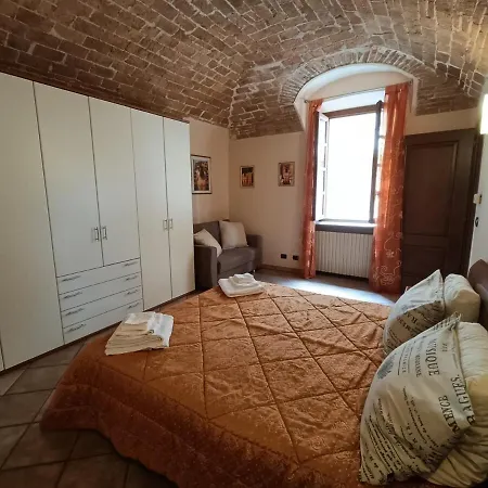 アパート Via Angelo Brofferio - Centro Storico アスティ